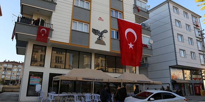 Ankara'da şehit düşen polisin evinde hüzün