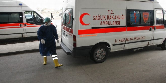 Diyarbakır'da 294 öğrenci yemekten zehirlendi