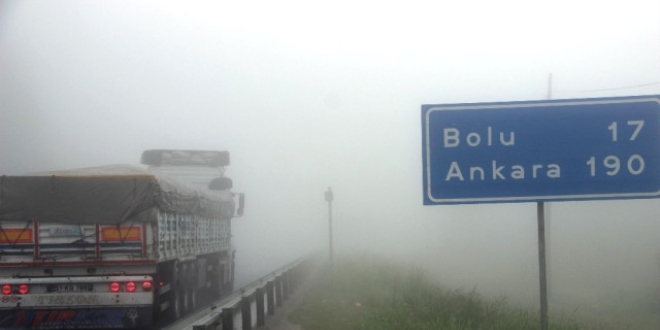 Bolu Dağı'nda yoğun sis etkili oluyor