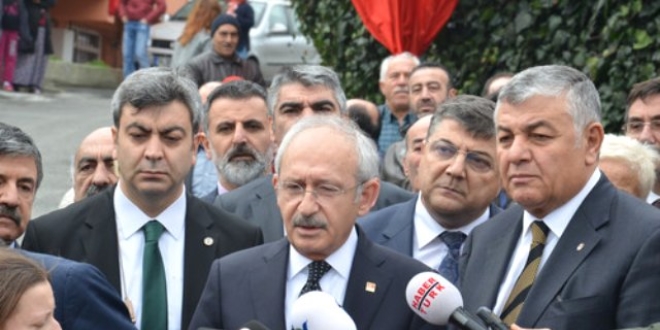Kılıçdaroğlu'ndan şehit ailesine taziye ziyareti