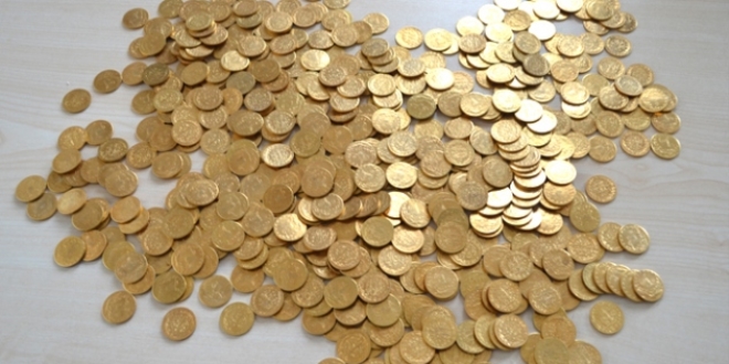 300 adet sahte altını satmaya çalışırken yakalandı