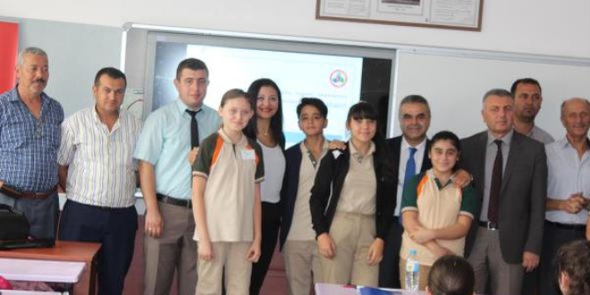 Öğretmenlere okul malzemelerinin güvenliği anlatıldı