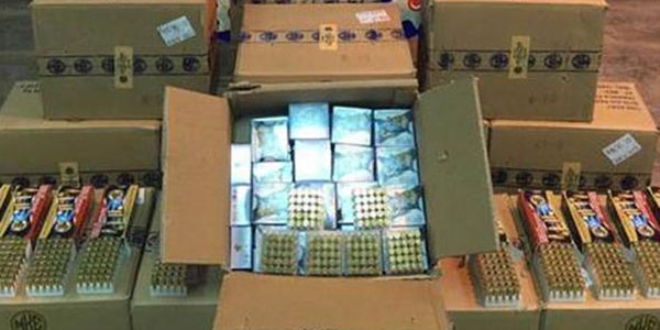 Durdurulan araçta 20 bin tabanca kurşunu el geçti