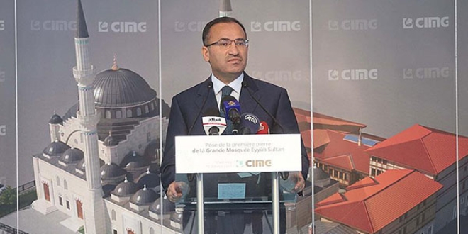 'AB üyelik sürecinden geri çekilme niyetimiz yok'
