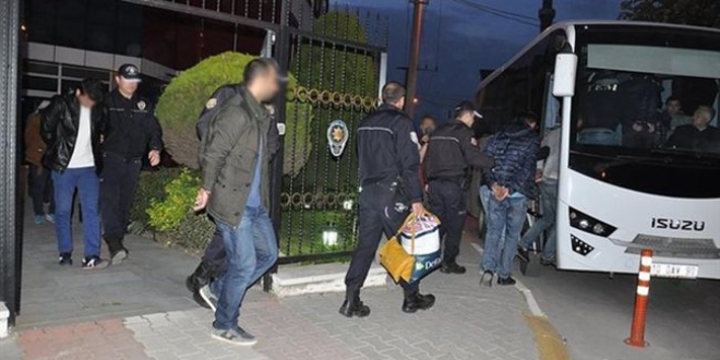 Balıkesir'de gözaltına alınan 7 kişi tutuklandı