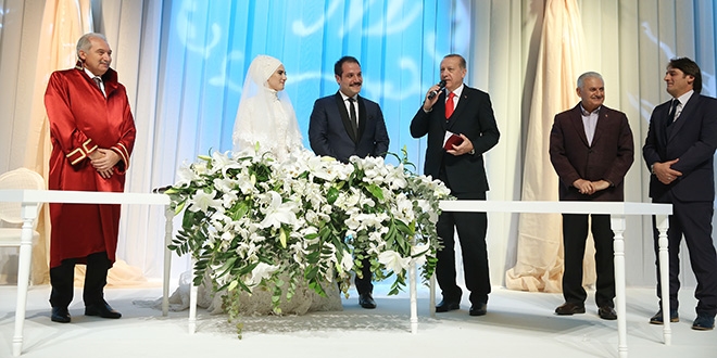 Erdoğan ve Yıldırım nikah şahidi oldu