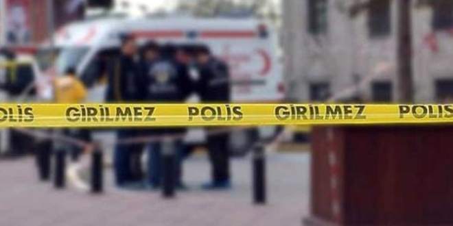 Kuzeninin yanına kaçan eşini öldürdü