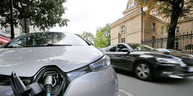 Elektrikli otomobiller petrolü 10 dolara indirebilir