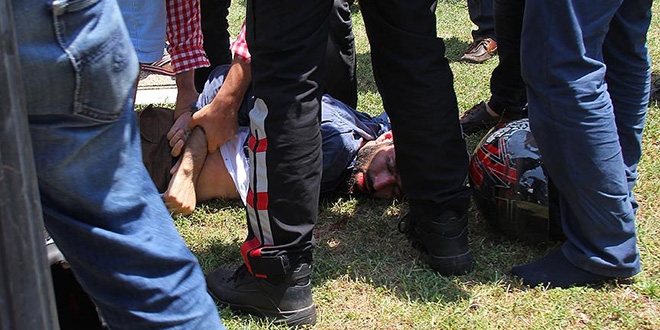 'Üzerimde bomba var' diye bağırmıştı, hastaneye sevk edildi