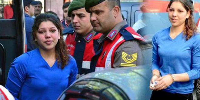 25 bıçak darbesiyle öldürdü! İşte cezası