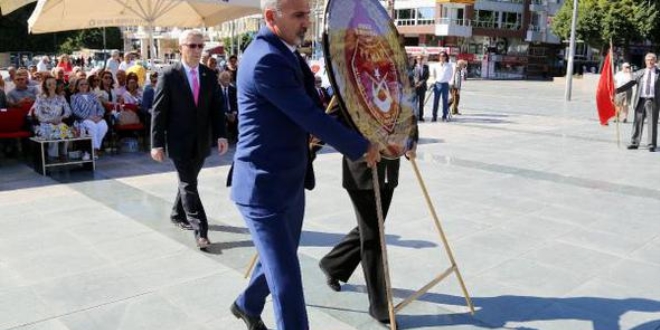 Emekli astsubaylar törende buluştu