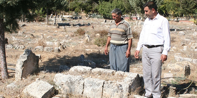 Karamanoullar dnemine ait mezarlar ykp, yol atlar