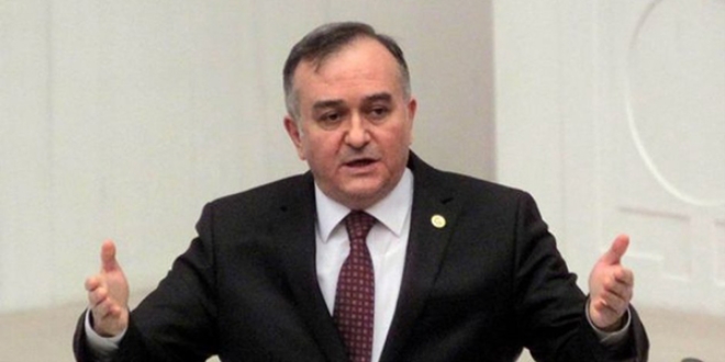 MHP'li Akçay'dan Davutoğlu'na eleştiri