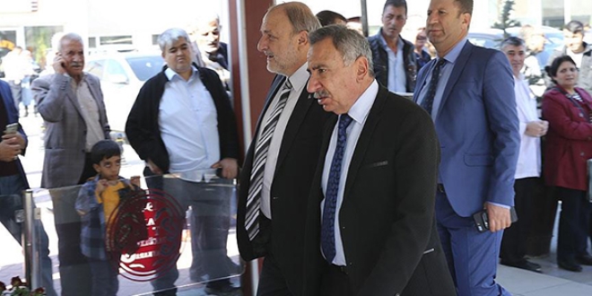 Yoğun bakımdaki Baykal'a ziyaretler sürüyor