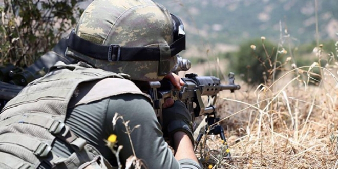 Silopi'de 5 terörist teslim oldu