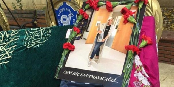 Mide küçültme ameliyatı sonrası hayatını kaybetti