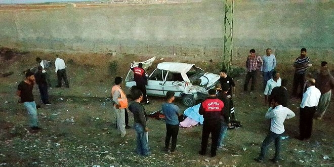 Şanlıurfa'da otomobil devrildi: 1 ölü, 5 yaralı