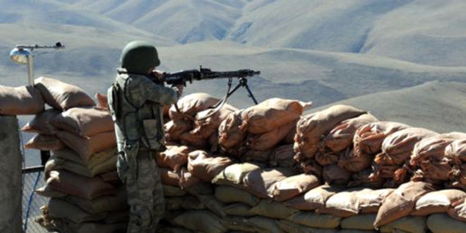 Hatay'da karakola taciz atei: 1 asker yaral