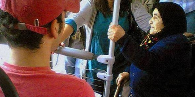 Uzmanlar: Toplu taşımada yaşlılara yer vermeyin