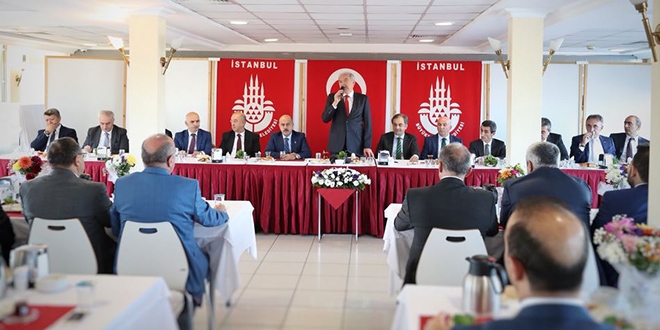 İBB Başkanı Uysal, muhtarlarla bir araya geldi