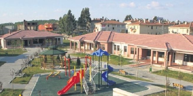 Yetim çocuklara devlet şefkati