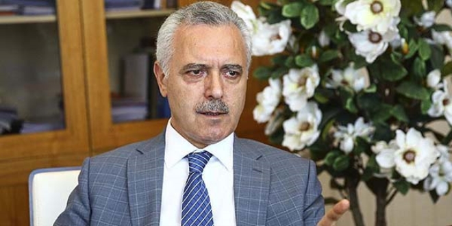 'AK Parti'yi dizayn etmeye çalışmak kimsenin haddine değil'