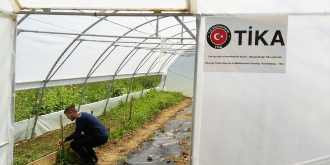 TİKA'dan Çadlı çiftçilere sebze tohumu desteği