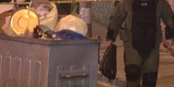 Beyoğlu'ndaki İngiltere Başkonsolosluğu'nun arka duvarında şüpheli çanta