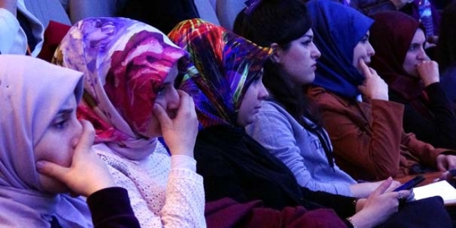 Ağlatan 'çocuk istismarı' çalıştayı
