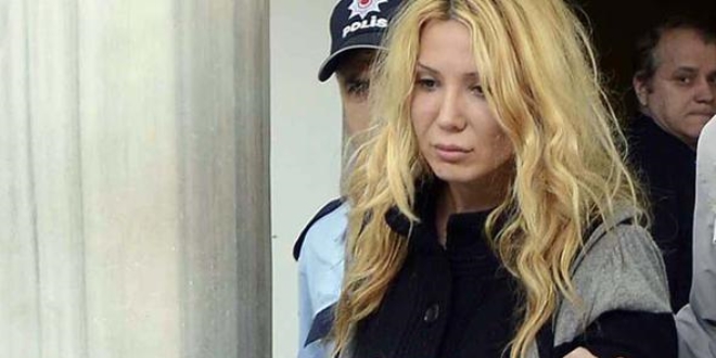 Polise tokat atan o ünlüye 15 ay hapis cezası verildi