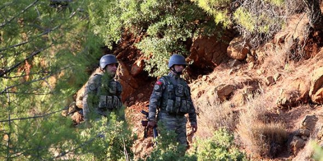Etkisiz hale getirilen PKK'lı teröristlerin 'sivil' olduğu yalanı
