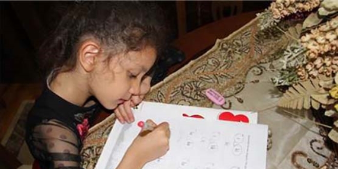 'Mucize bebek' Azra'nın hayalini doktorluk süslüyor