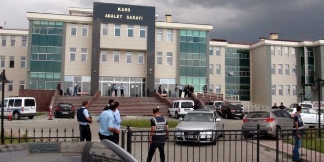 Kars'ta tutuklu 8 szlemeli er tahliye edildi