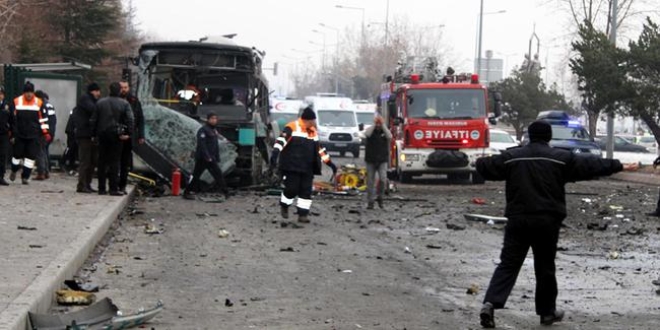 Bombayı Türk bayrağıyla gizlemişler