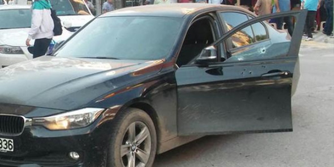 Kuyumcuya silahlı saldırı: Lüks araçta 4 kurşun!