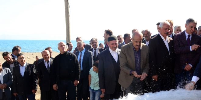 Bitlis'te güneş enerjisiyle köyün içme suyu sorunu çözüldü