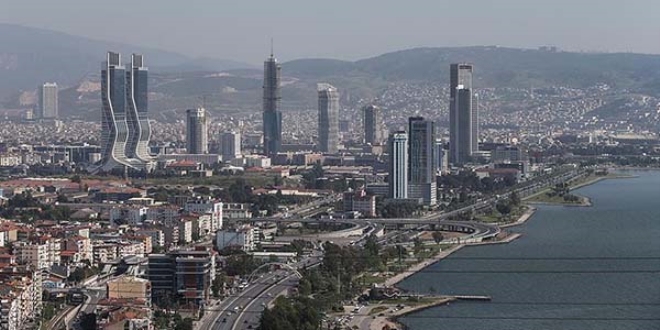 Yerli ve yabancı 'kapış kapış' ev aldı