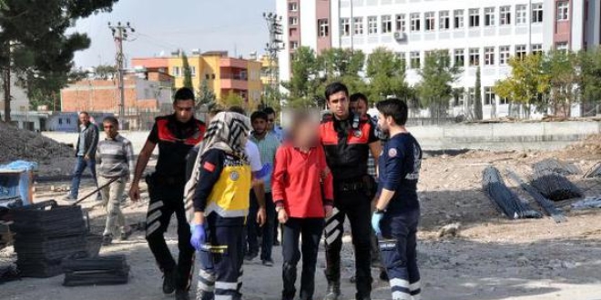 Öğrenciyi intihar girişiminden polis vazgeçirdi