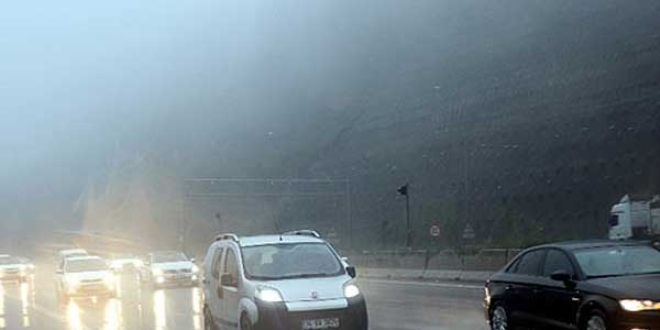 Bolu Dağı'nda sağanak ve sis