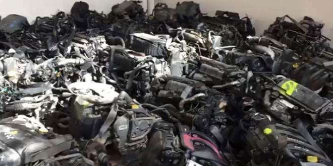 Depoya giren polis gözlerine inanamadı!