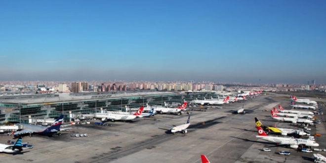 stanbul havalimanlarn 9 ayda 71 milyon yolcu kulland
