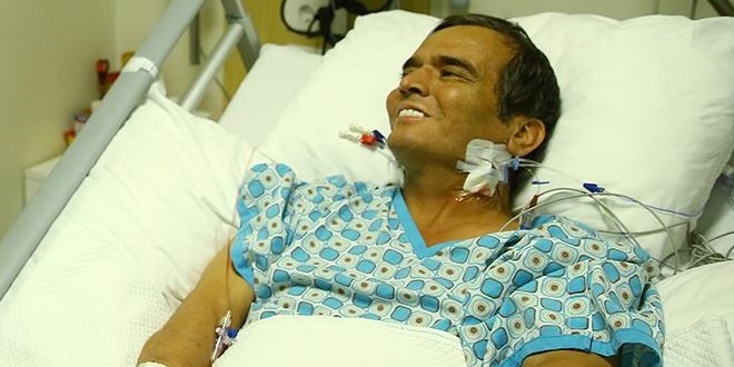 Bakan Demircan Naim Süleymanoğlu'nu ziyaret etti