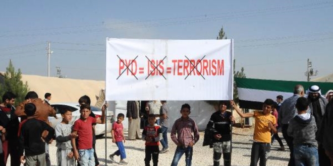 Çadır kentte terör örgütü PKK/PYD protestosu