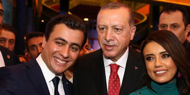 Resepsiyonda oğul Gökçek sürprizi