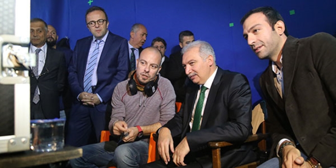 İBB Başkanı Uysal, yönetmen koltuğuna oturdu