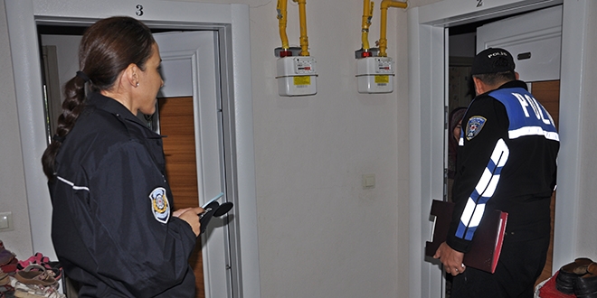 Polis kapıları tek tek çalıp vatandaşları uyardı