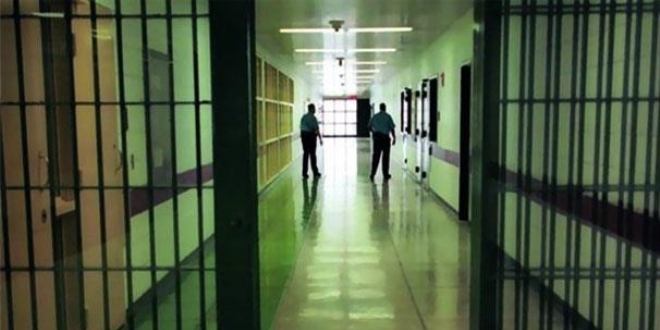 FETÖ'cülerden 'itirafçı' sanıklara baskı