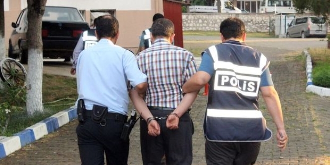 Sivas'ta gzaltna alnan 2 astsubay tutukland