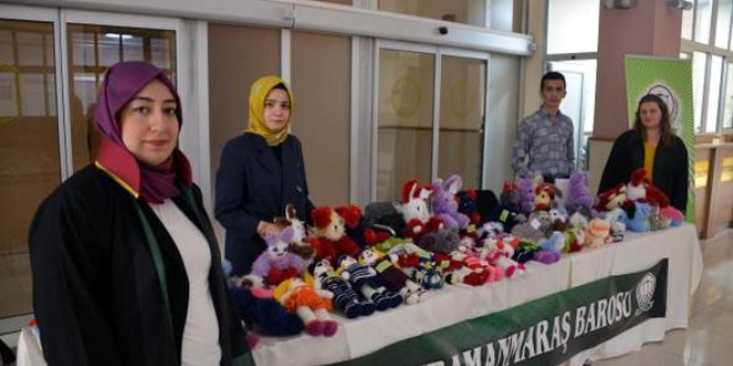 Hükümlüler yaptı, avukatlar sattı