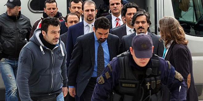 Yunanistan'a firar eden darbecilere dava açıldı